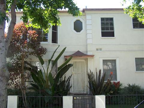 319-323 1/2  N. Orange Grove Ave.Los Angeles, CA 90036