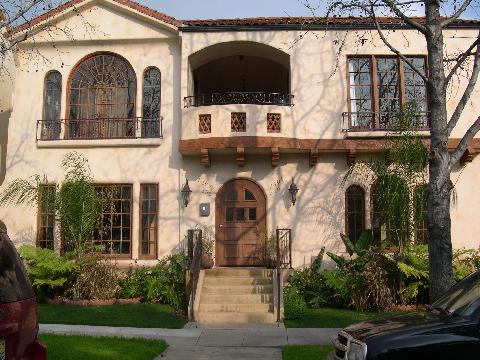 330-332 1/2 N. Orange Grove Ave.Los Angeles, CA 90036